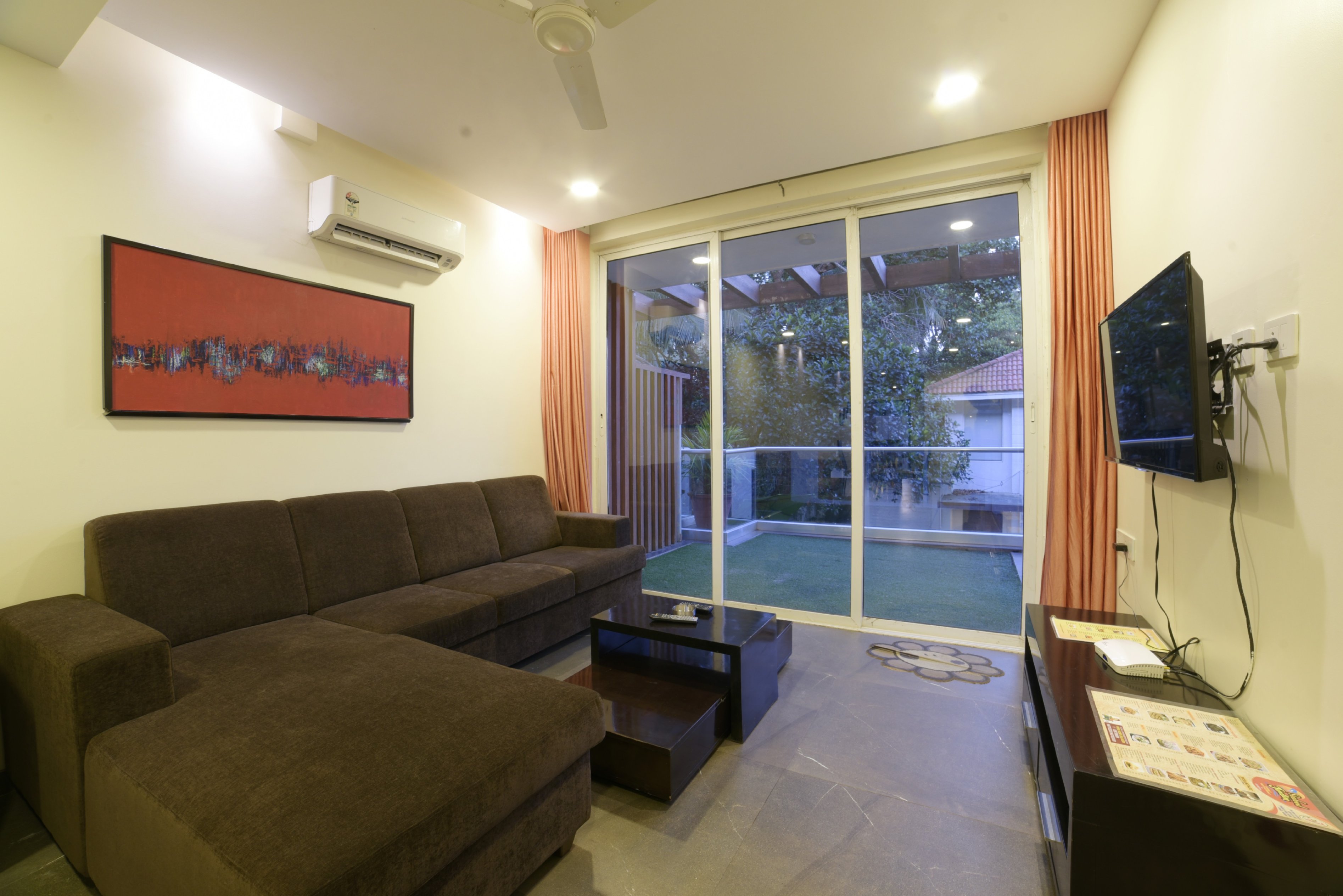 Eternal Wave By HappyInch Room Type - 2BHK with Balcony