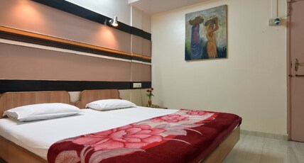 Hotel Stayvel Room Type - Double Bedroom with Attached Bathroom