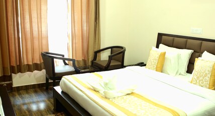 Chimbalhar Heights Room Type - Deluxe Room with Hill View (Non-AC)