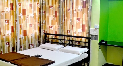 Radhanand Holiday Home Room Type - Standard Double Bed AC Room