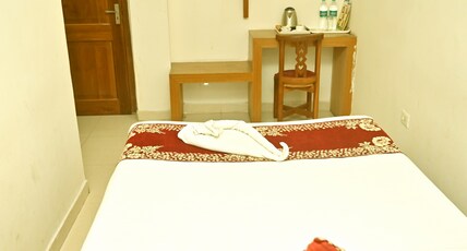 Kaziranga Continental Room Type - Deluxe  Room