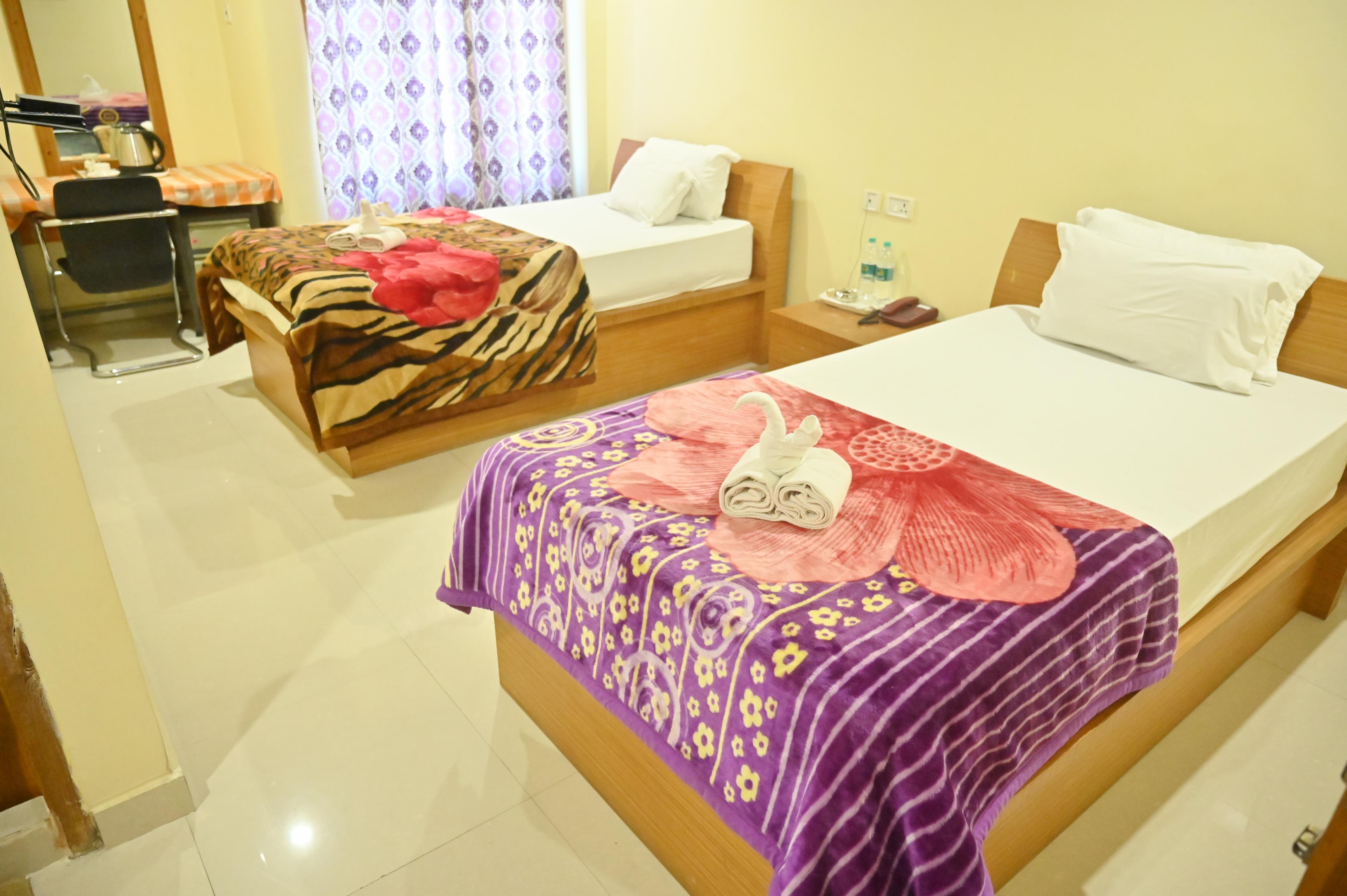 Kaziranga Continental Room Type - Twin Executive
