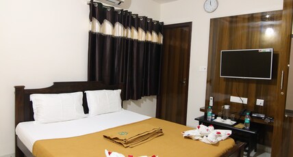 Sri Murugan Residency Room Type - Deluxe AC room Sri Murugan Residency Room Type - Deluxe AC room