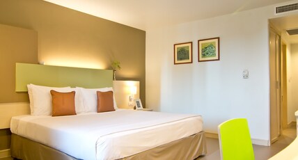 Sunshine Vista Hotel Room Type - Deluxe room