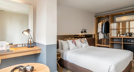 Vince Hotel Pratunam Room Type - Superior Explorer Queen