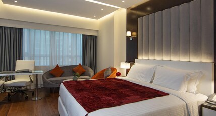 Number One Tower Hotel & Suites - Near Burj Khalifa  Room Type - Deluxe Studio Exclusive with Bathtub