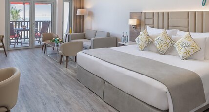 JA Palm Tree Court, Dubai Room Type - Sea View One Bedroom Suite with Signature Club Lounge Access JA Palm Tree Court, Dubai Room Type - Sea View One Bedroom Suite with Signature Club Lounge Access