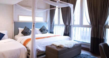 Hotel NuVe Heritage - A Boutique Hotel Room Type - Explorer Suite - Extra Bed Hotel NuVe Heritage - A Boutique Hotel Room Type - Explorer Suite - Extra Bed
