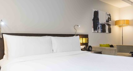 Maitria Hotel Sukhumvit 18, A Chatrium Collection Room Type - Studio Standard