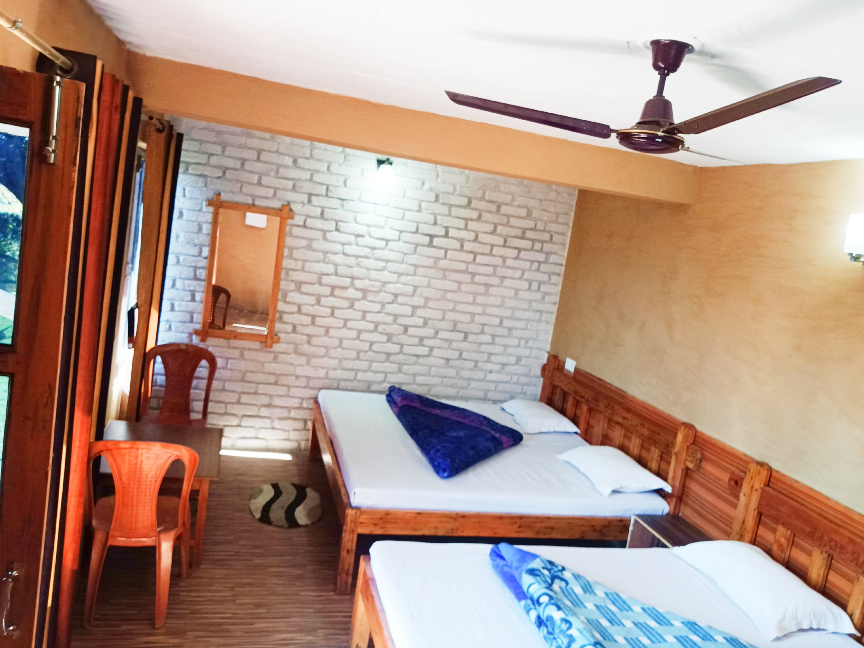 Binsar Oak Paradise Room Type - Four Bedded Room