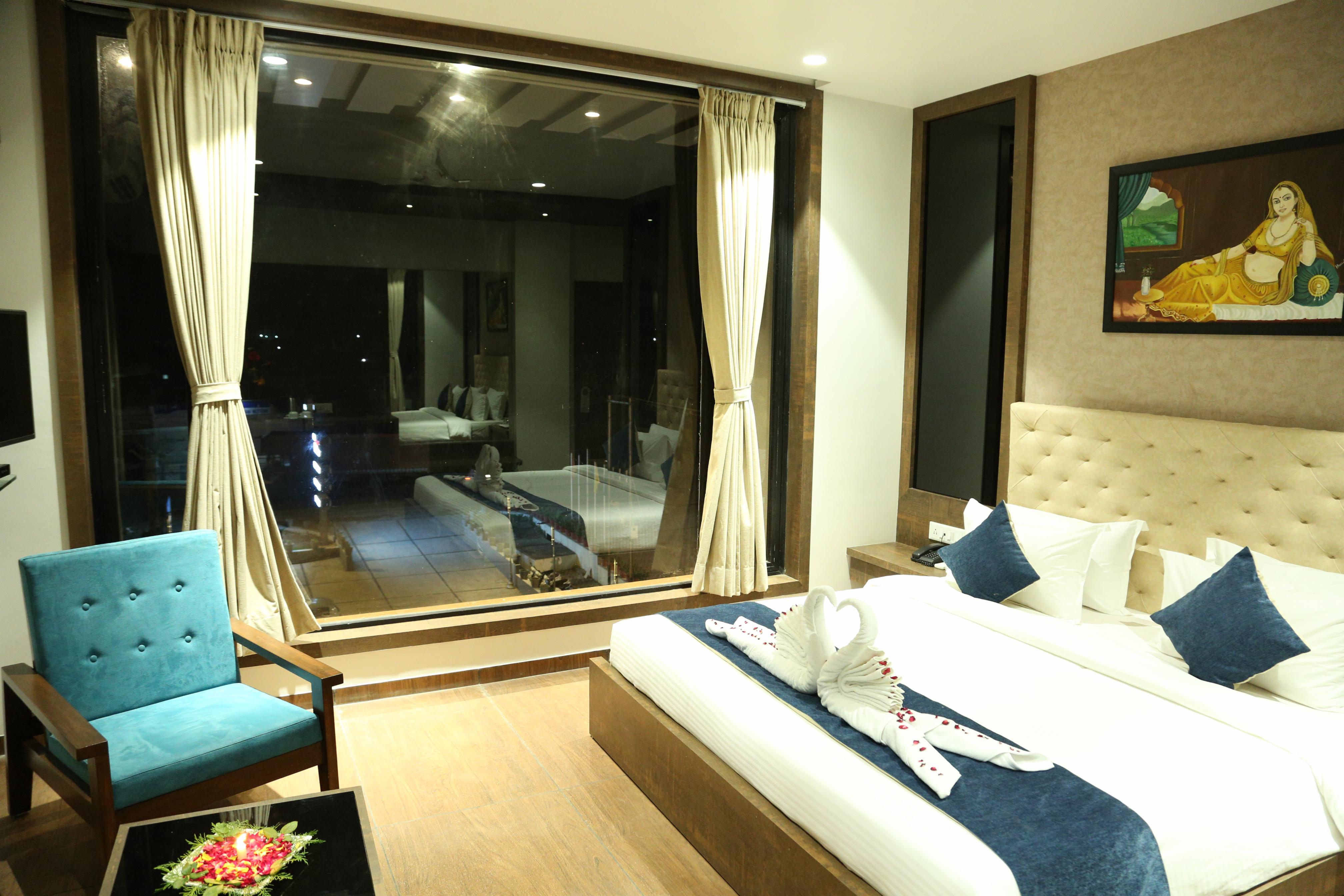 Hotel Heritage Room Type - Executive Suite Premium Room Hotel Heritage Room Type - Executive Suite Premium Room