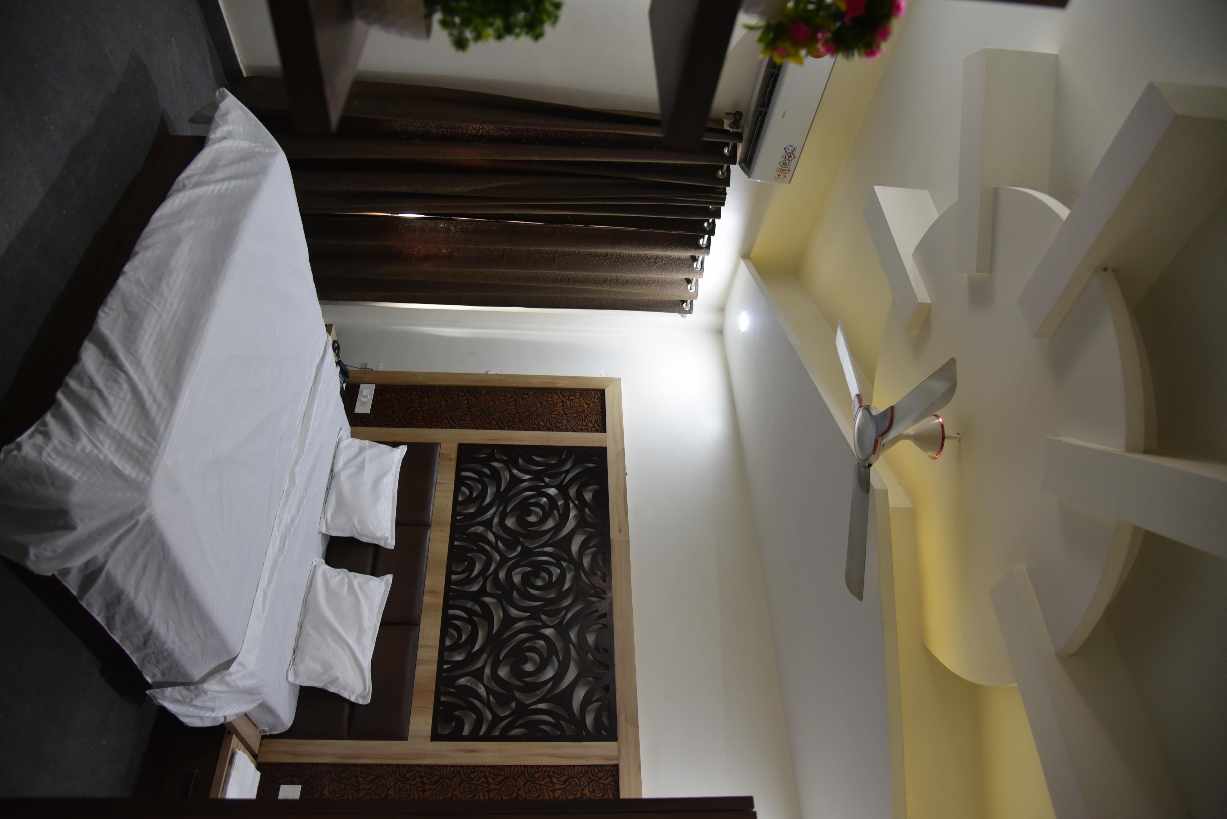 Hotel Lotus Inn Room Type - Deluxe Room
