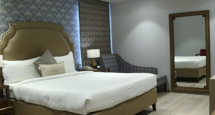 Orchard One Hotel & Banquet@Main Civil Lines Room Type - Sanitized Executive Room With Window