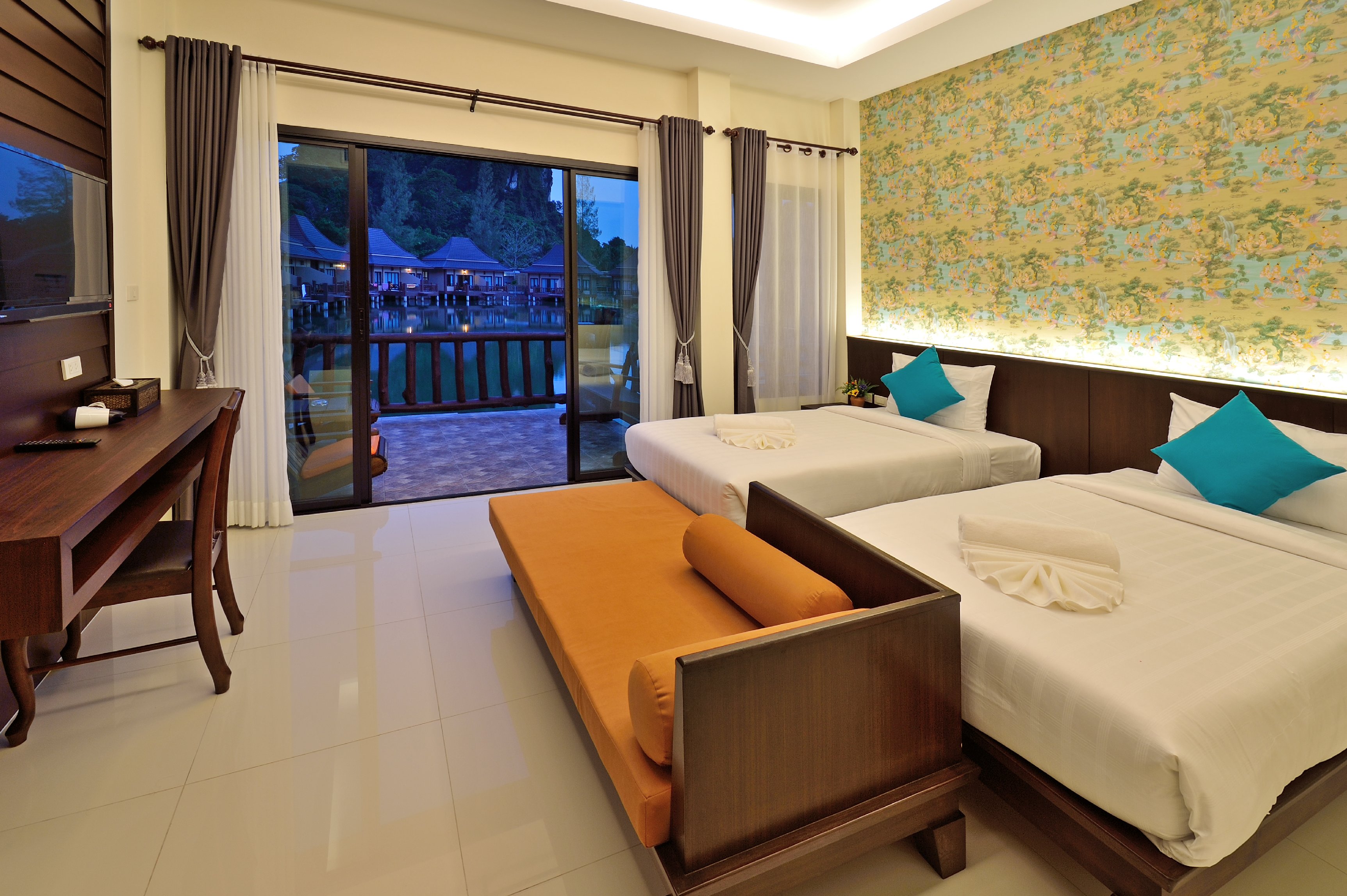 Poonsiri Resort Aonang Room Type - Superior Room