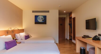 The Lunar Patong Room Type - Deluxe Twin Room
