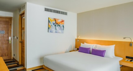 The Lunar Patong Room Type - Connecting Deluxe Rooms with Balcony The Lunar Patong Room Type - Connecting Deluxe Rooms with Balcony