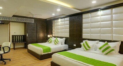 Hotel Di Arch Lucknow Room Type - Royal Family Suite