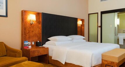 Millennium Airport Hotel Dubai Room Type - Executive Suite - King