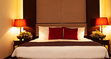 Bab Al Qasr Hotel Room Type - Executive Suite with One King Bed