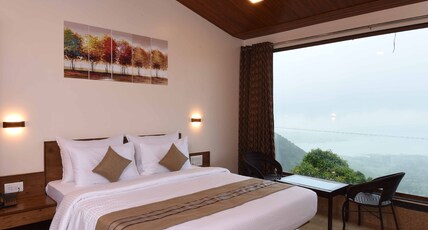 HOTEL MIRAYA Room Type - Miraya High (Privacy for couples)