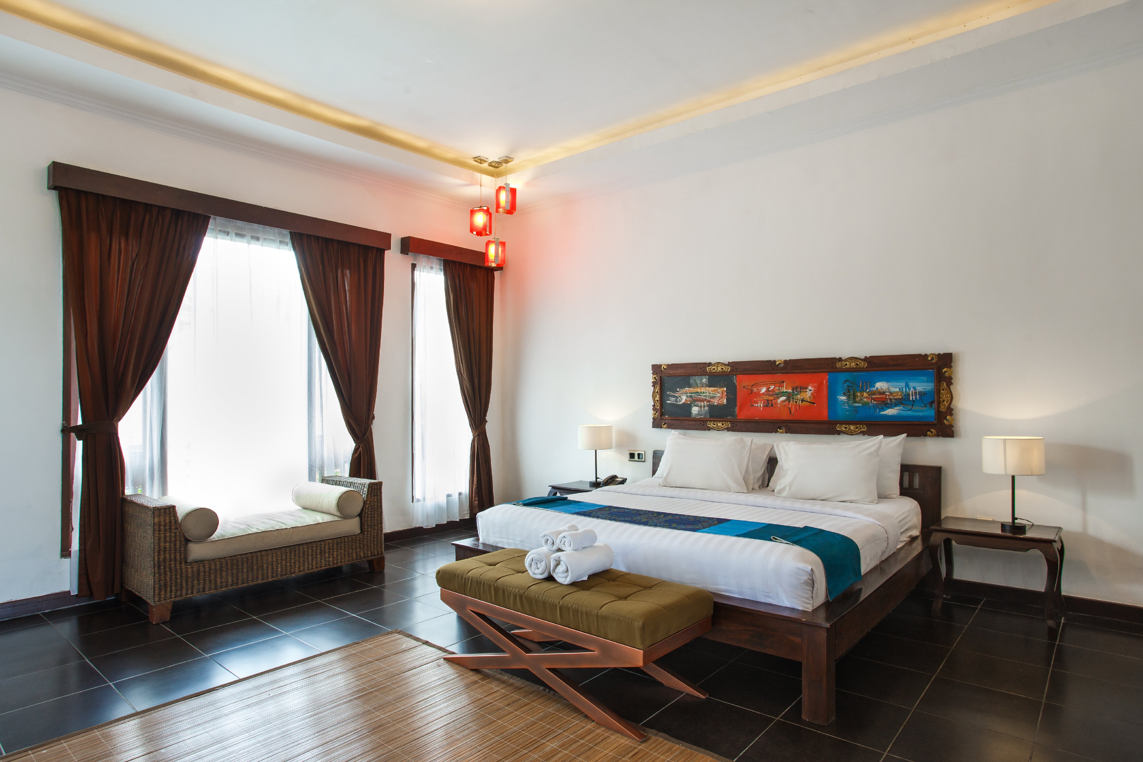 Ubud Raya Boutique Hotel - Tap to explore photos