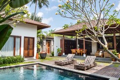 Ubud Raya Resort