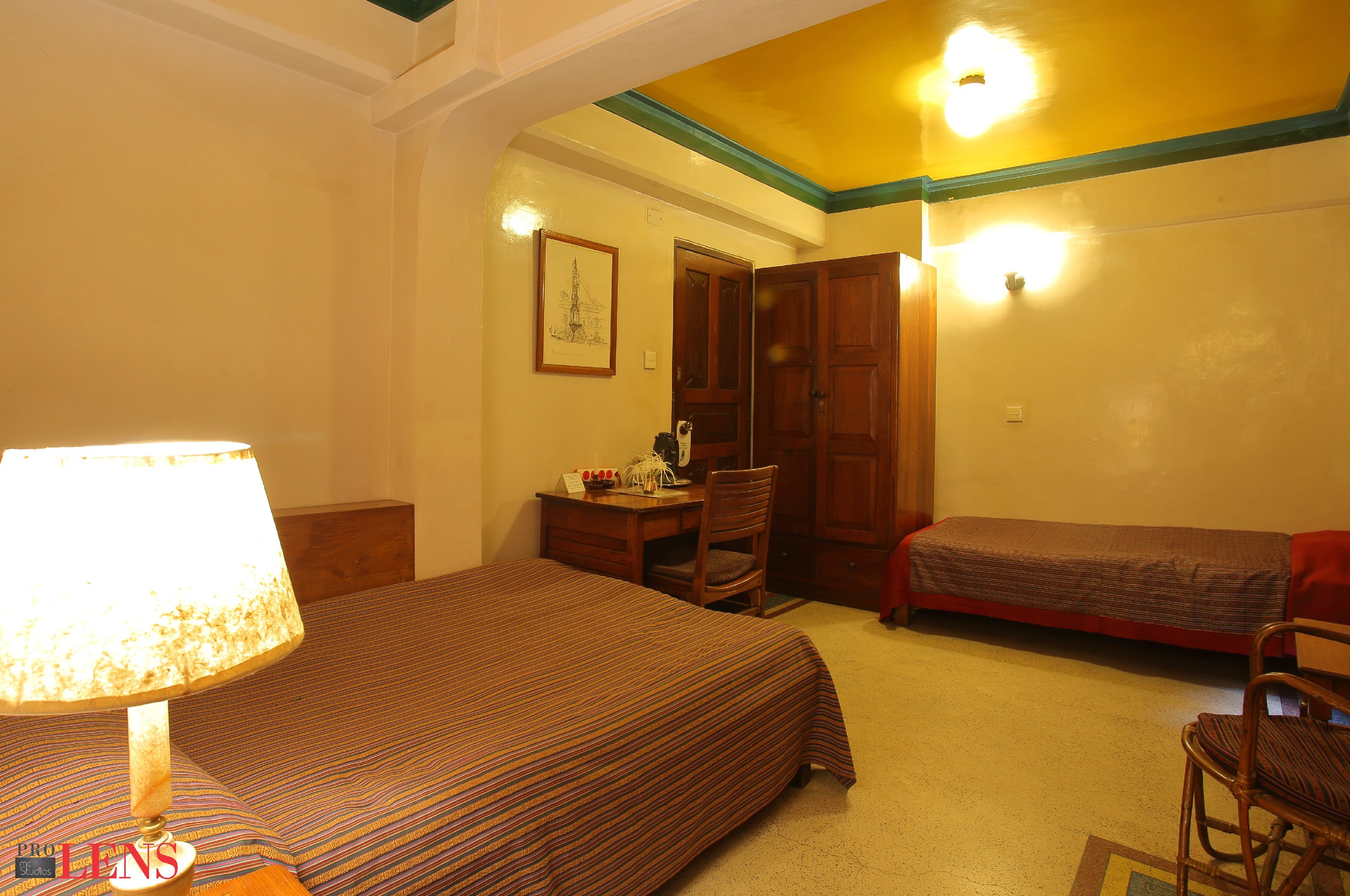 Hotel Vajra Guest House - Tap to explore photos