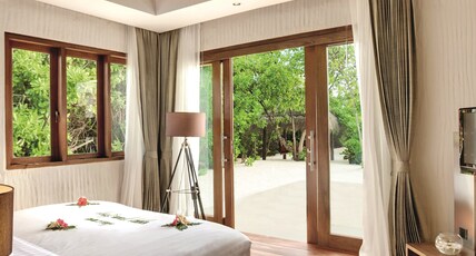 Hideaway Beach Resort & Spa Room Type - Sunset Beach Villa