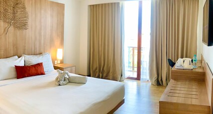 Grand Zuri Kuta Bali Room Type - Executive Double with Balcony