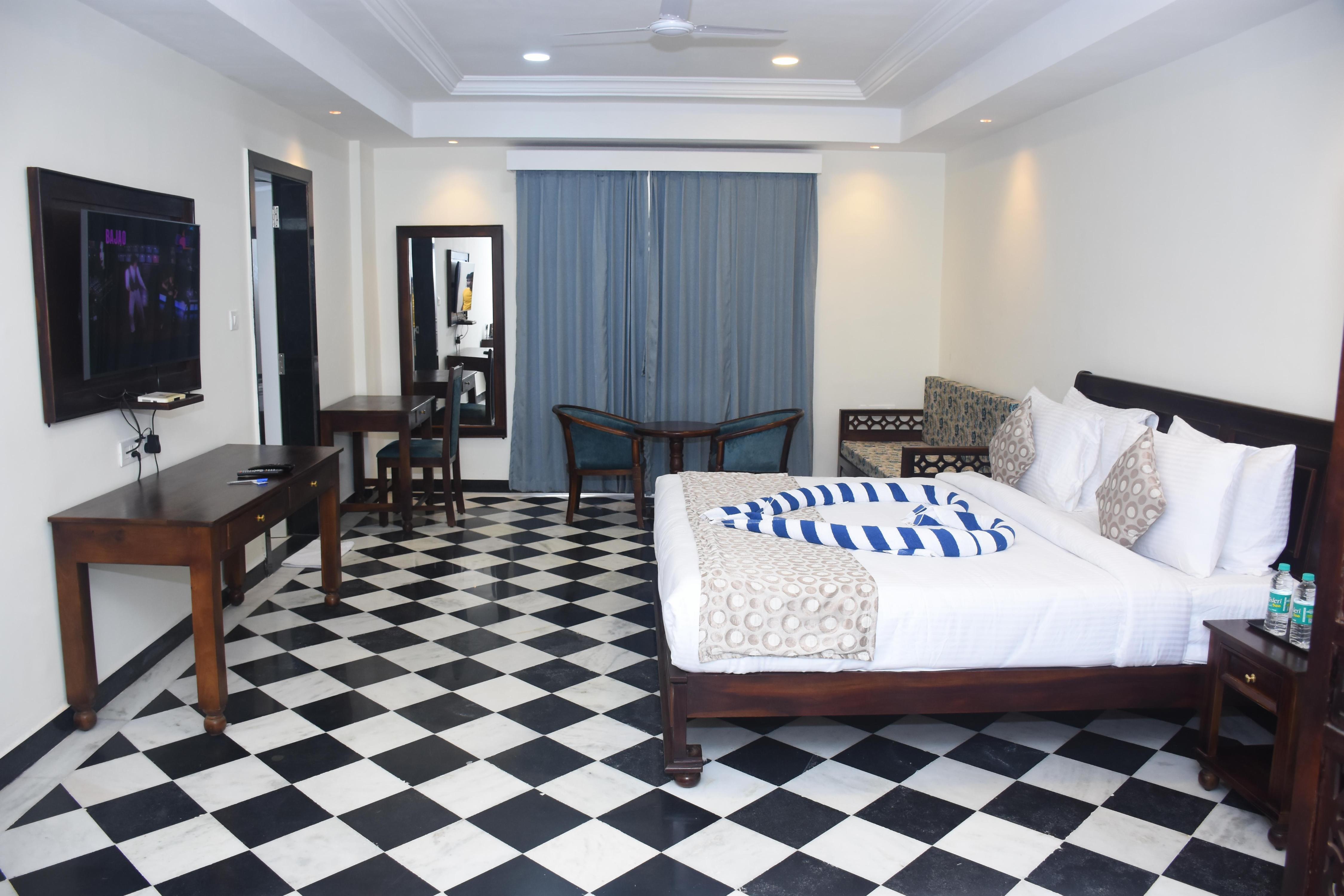 Kumbhalgarh Fort Resort - Tap to explore photos