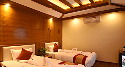 Hotel Thamel Park Room Type - Super Deluxe Twin Room