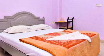 GOVIND REGENCY Room Type - DELUX AC ROOM SECOND FLOOR