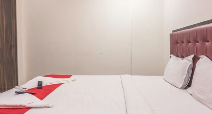 Hotel Mantra Residency Room Type - Deluxe Room