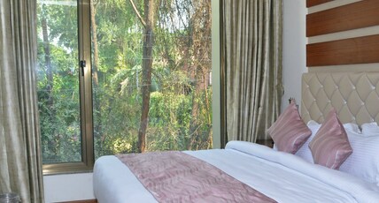 Hotel Meadows  Room Type - Deluxe Room