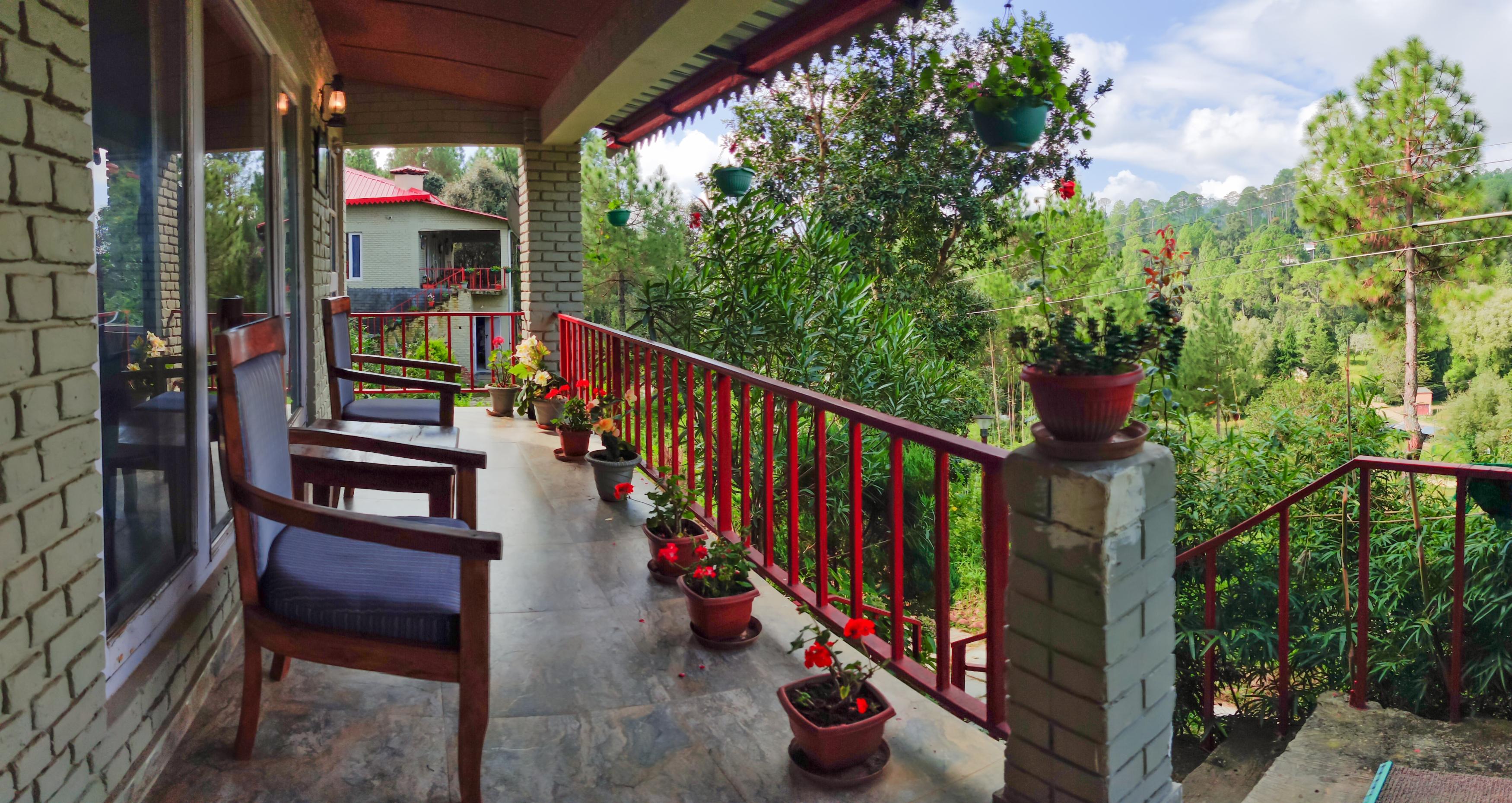 Majkhali woods, Ranikhet by Himalayan Eco Lodges - Tap to explore photos