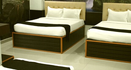 Hotel  Apple Park Inn Room Type - Five Bed Room
