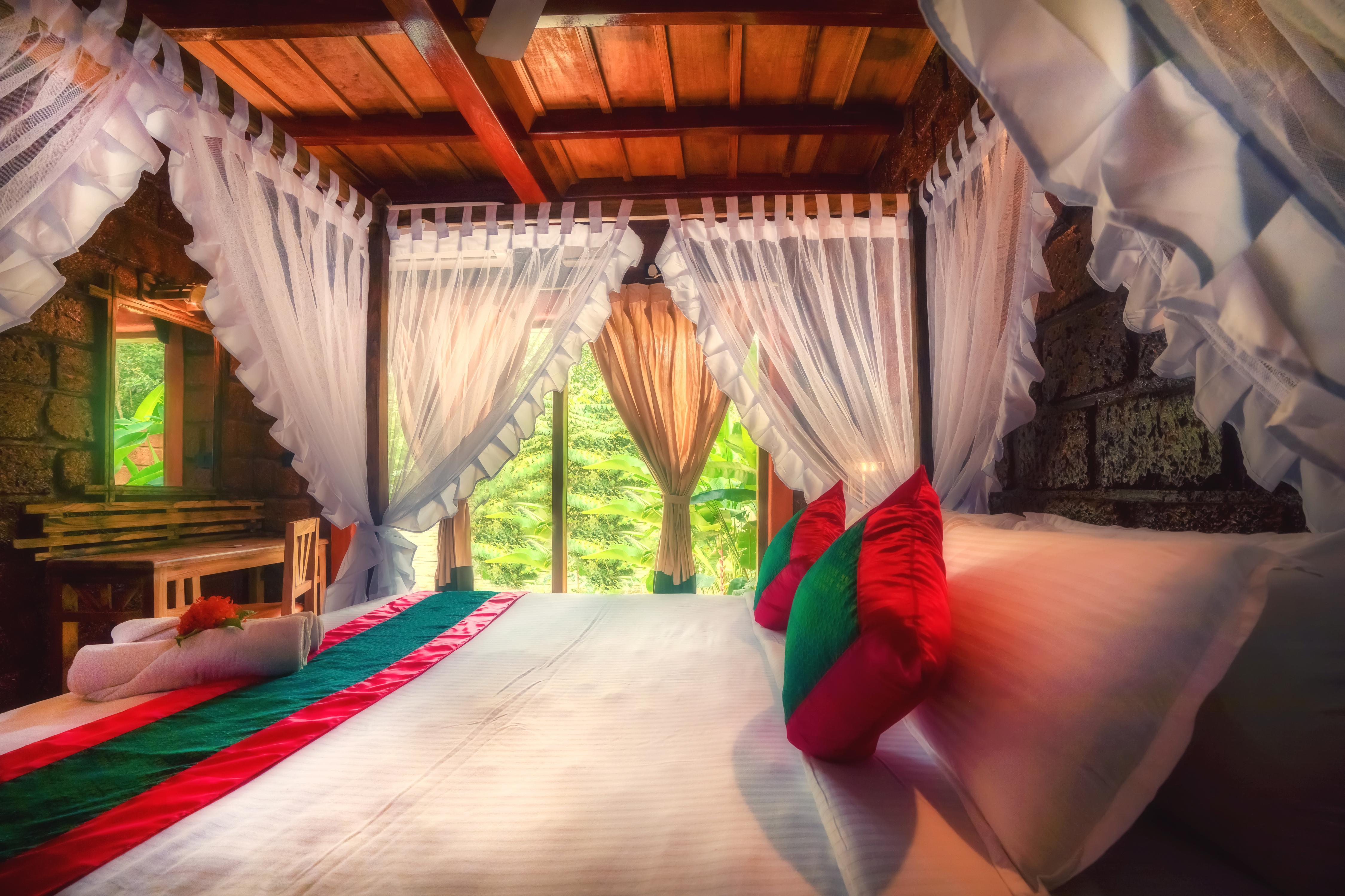 Copper Edge Nature Cure Room Type - Oak Jacuzzi Villa