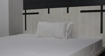 Hotel Sunrise Room Type - Delux-Ac Room