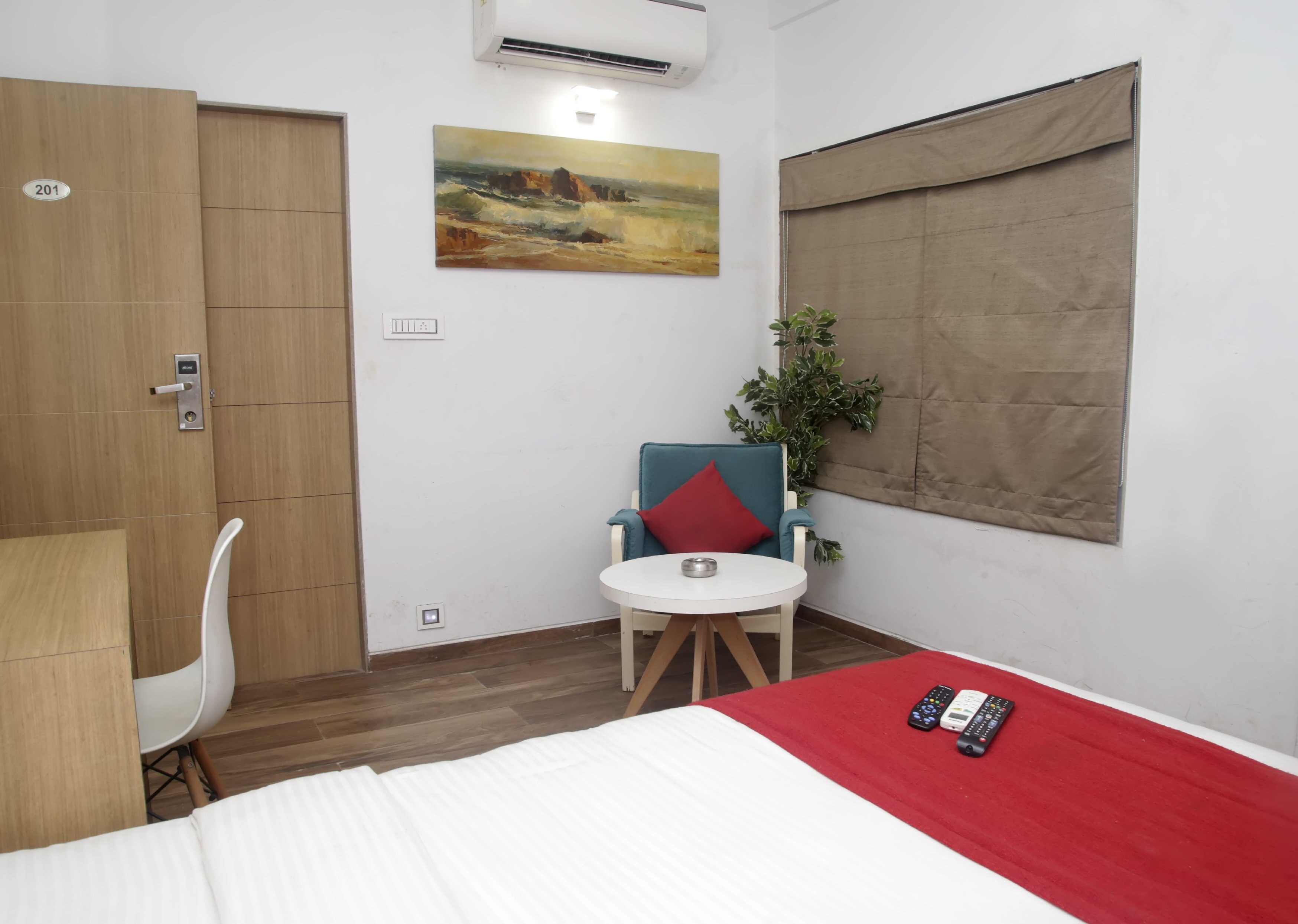 Hotel Sanskruti Inn - Tap to explore photos