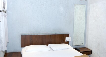 TIRUPATI RESIDENCY Room Type - WINDOW AC ROOM