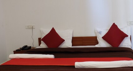 Rose Park Residency Room Type - Deluxe Double