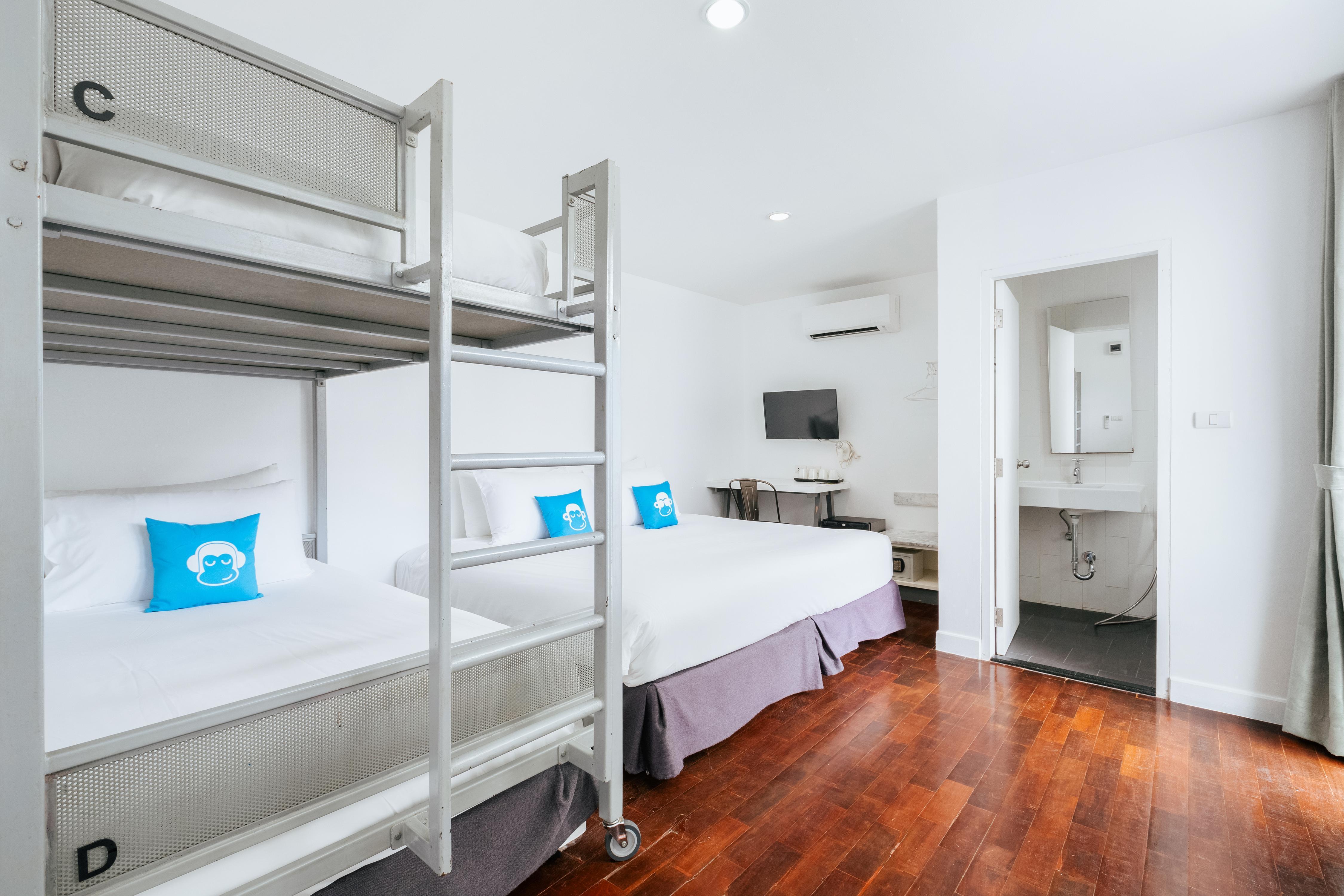 Blu Monkey Boutique Samkong Room Type - Connecting room (King bed + King bed)