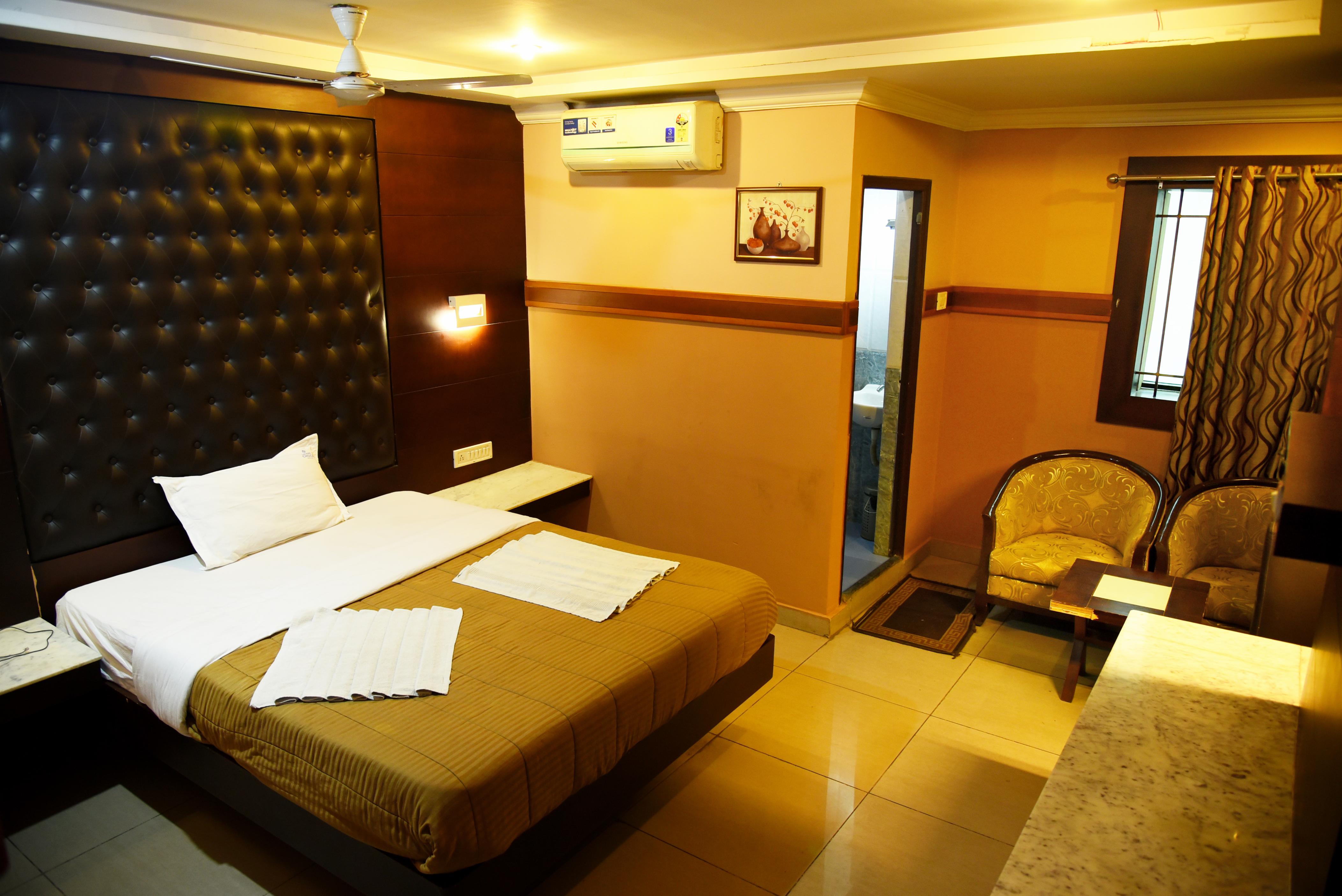 Grand Choice Hotel Room Type - Super Executive Non AC Room