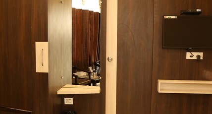 Hotel Delight Room Type - Super Deluxe Room