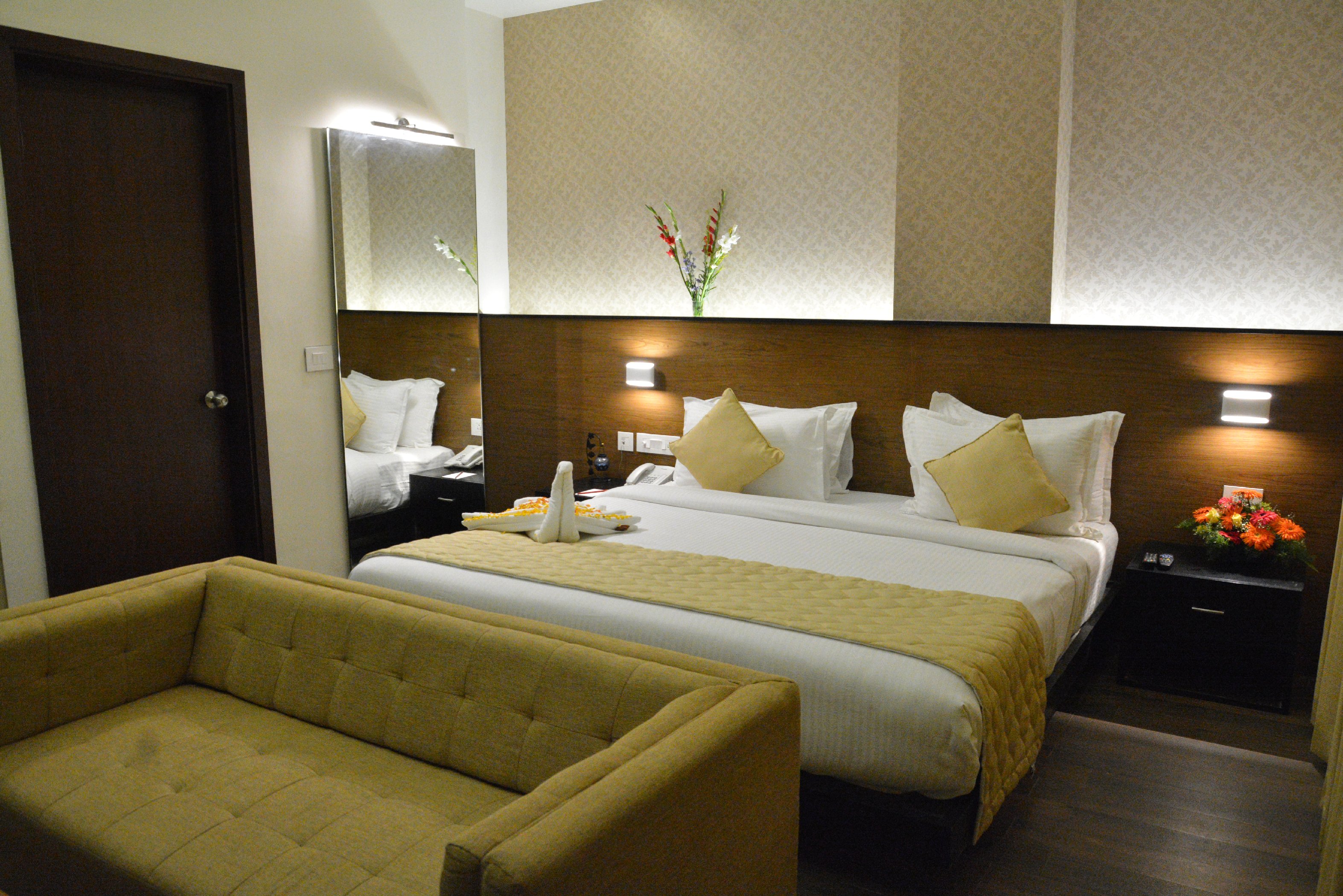 HOTEL SREE ANNAMALAIYAR  PARK Room Type - Deluxe