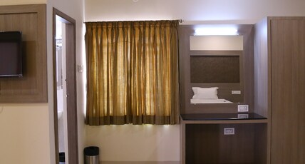 Hotel Gokul Grande Room Type - Master Suite AC/Free Wifi/ Near Bus stand