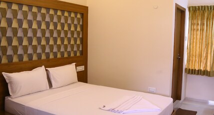 Hotel Gokul Grande Room Type - Deluxe AC Room Free Wifi Near Bus stand