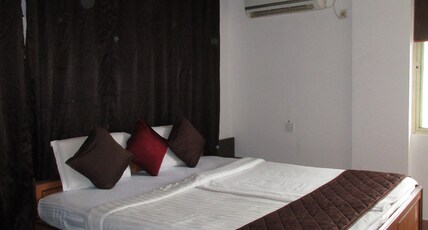 Nash Inn Electronic City Room Type - Double Bed Non A/C