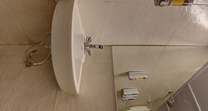ELITE HOTEL Room Type - AC Deluxe Room