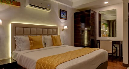 ELITE HOTEL Room Type - AC Suite Room with Bathtub